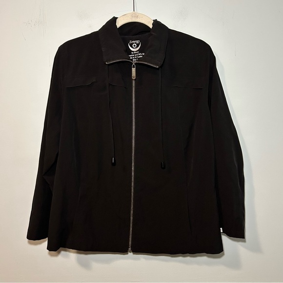 Chico’s Zenergy Black Light Weight Zip-Up Hooded Jacket Size Medium - Picture 1 of 10